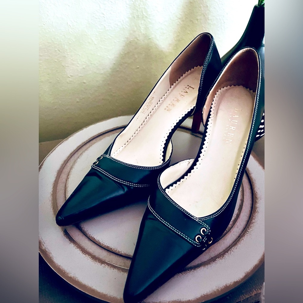 Lauren By Ralph Lauren LEXI Leather Heels Size 7 B - EUC